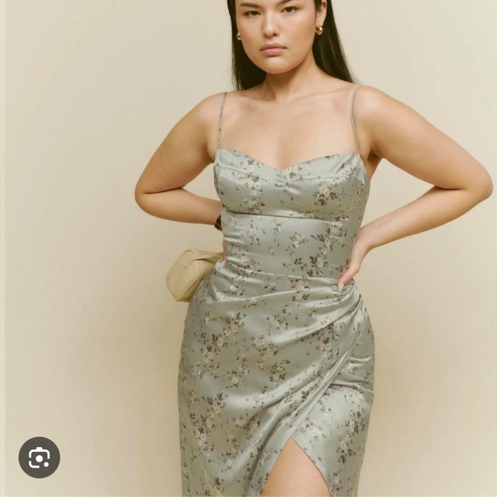 Reformation Marguerite Silk Dress in Endive. Size 0.
